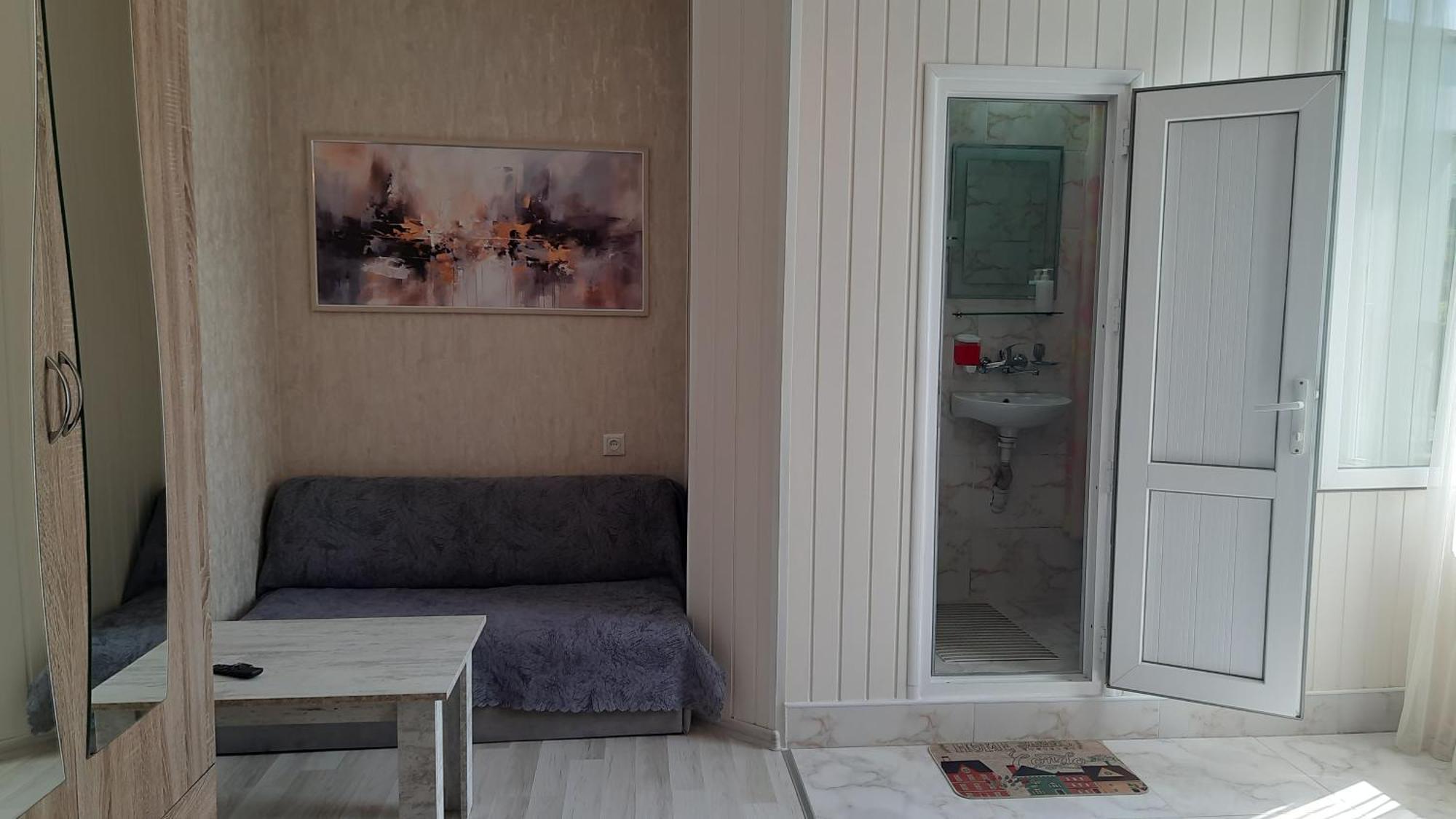 Guesthouse Next To Beach Μπατούμι Εξωτερικό φωτογραφία
